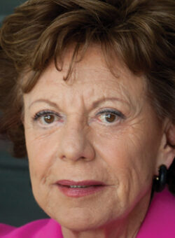 Neelie Kroes